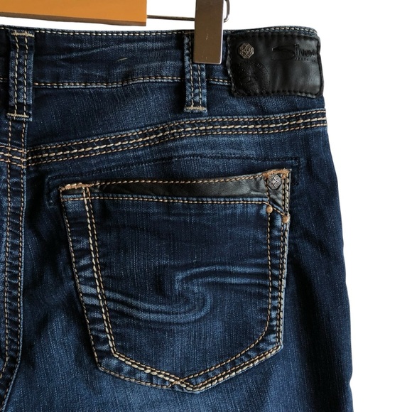 Silver Jeans RARE Suki High Slim Denim Size 33 Leather Detailing NWOT - Picture 5 of 16